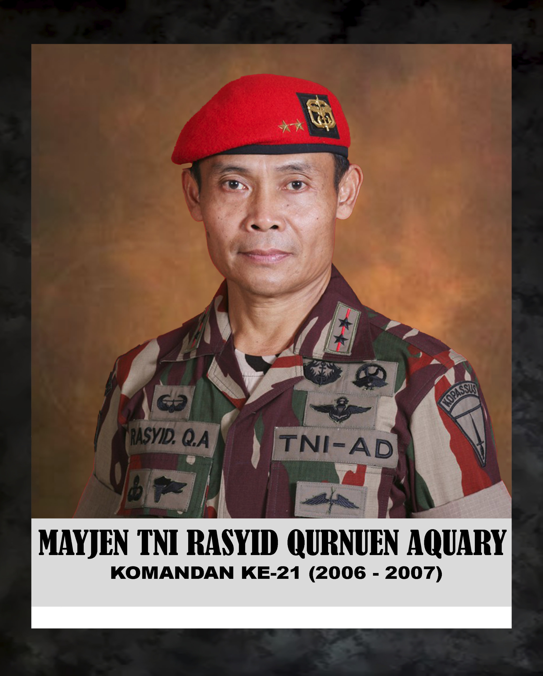 Mayjen  TNI   Rasyid  Qurnuen  Aquary