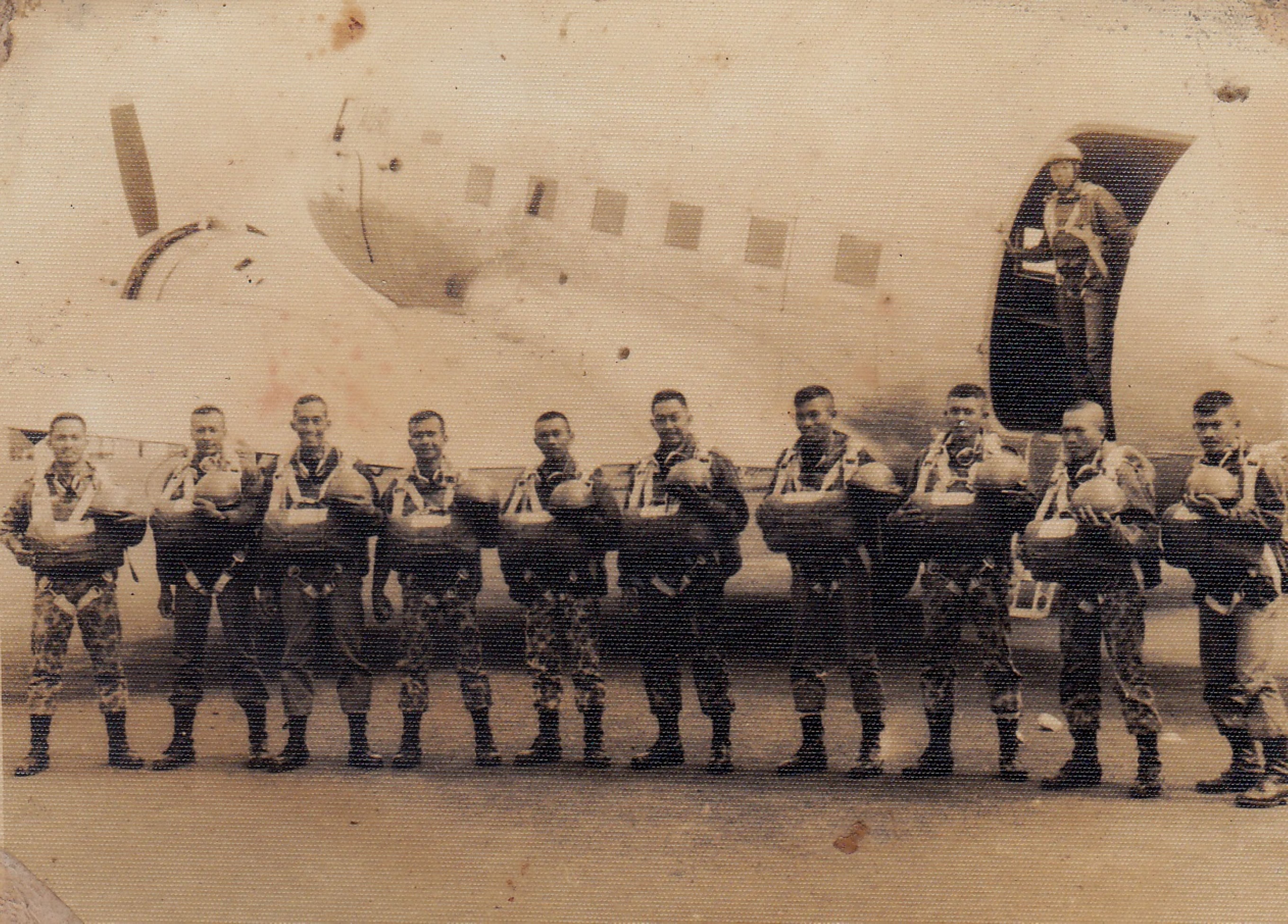 Resimen Para Komando Angkatan Darat, MENPARKOAD 1962-1966. Latihan Terjun Bebas  Angk-1 1962 (2)