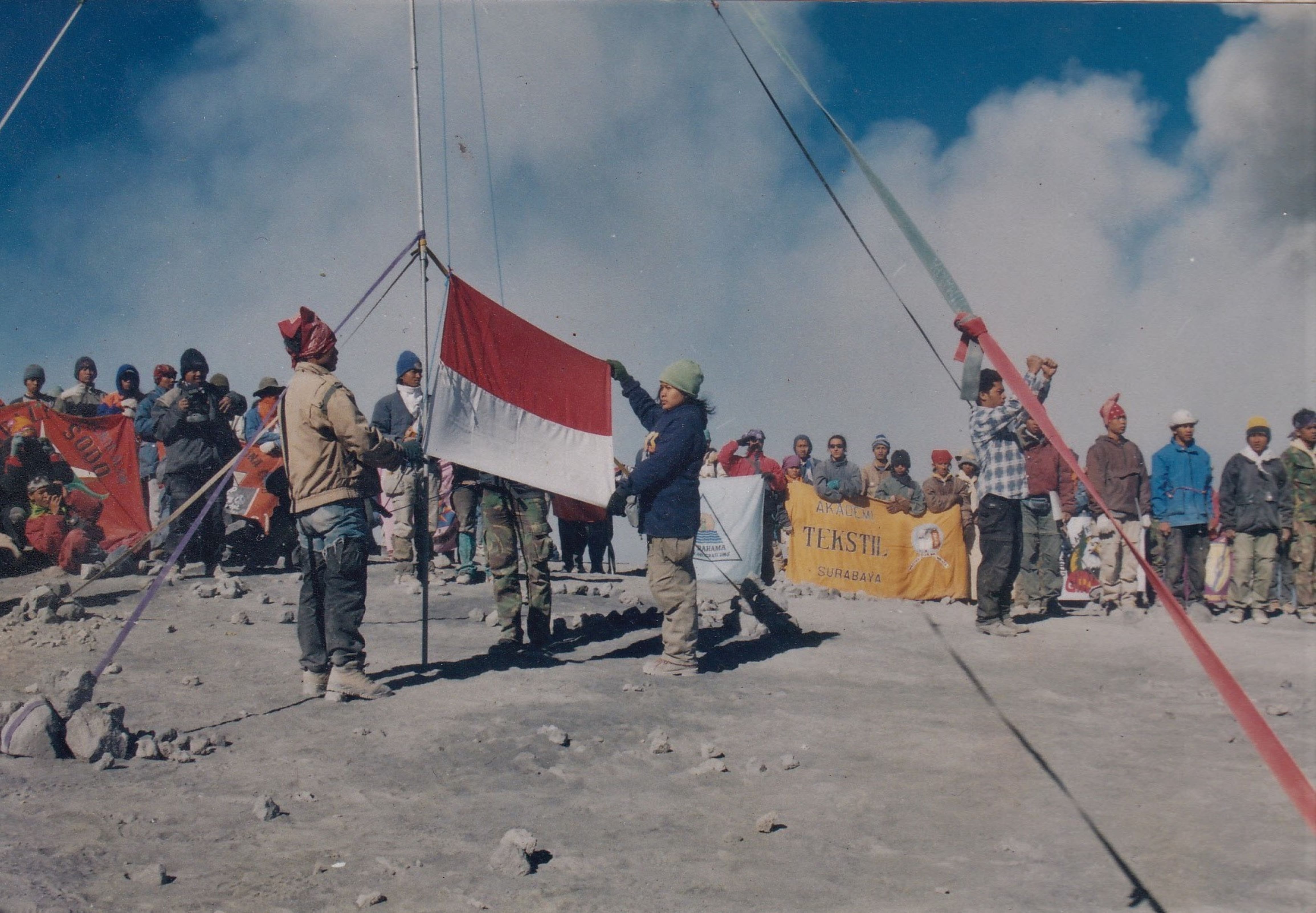 Ekspedisi Poligon 99, 1999