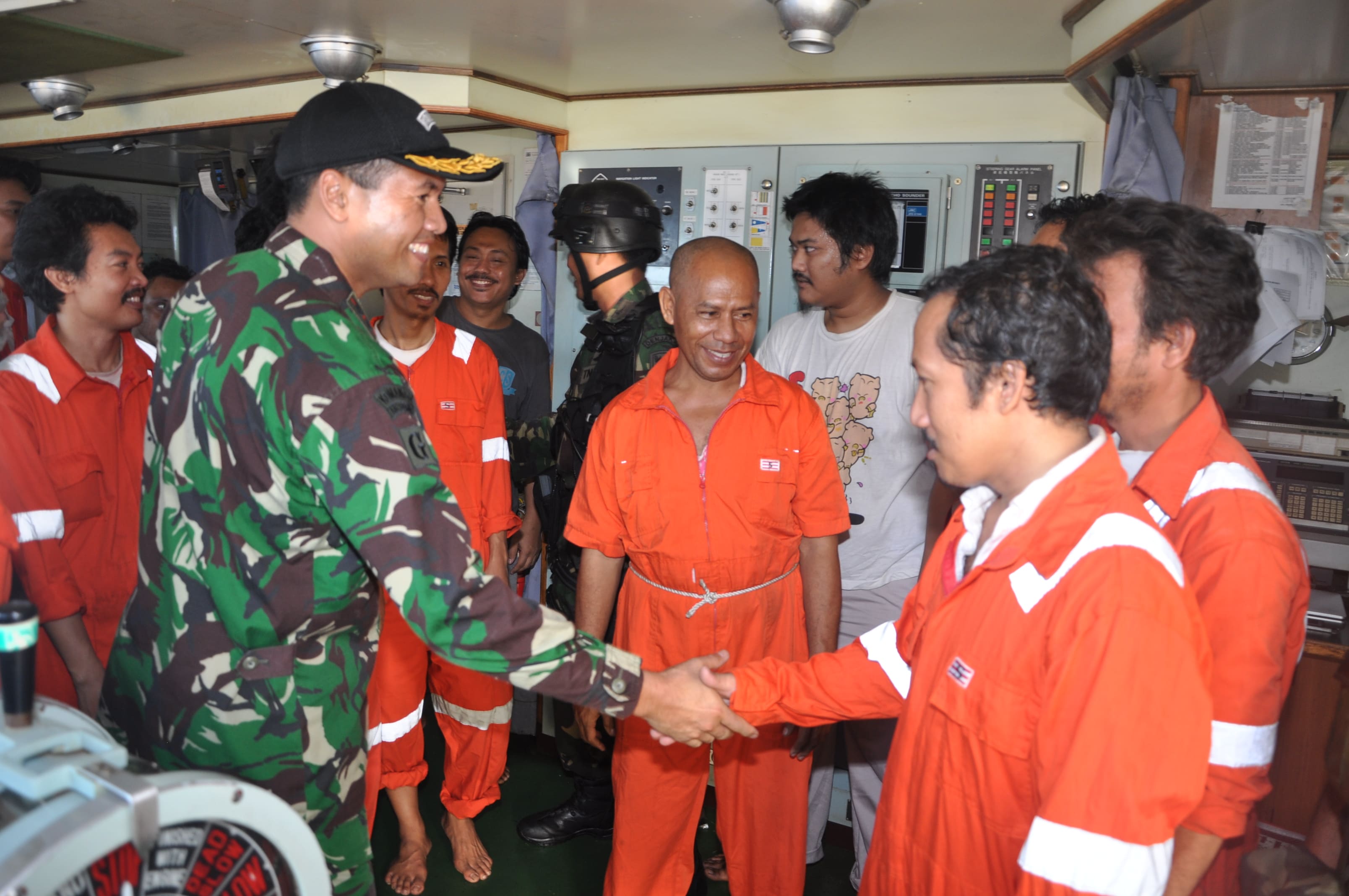 13. Ops Pembebasan sandera KM Sinar kudus di Somalia thn 2011