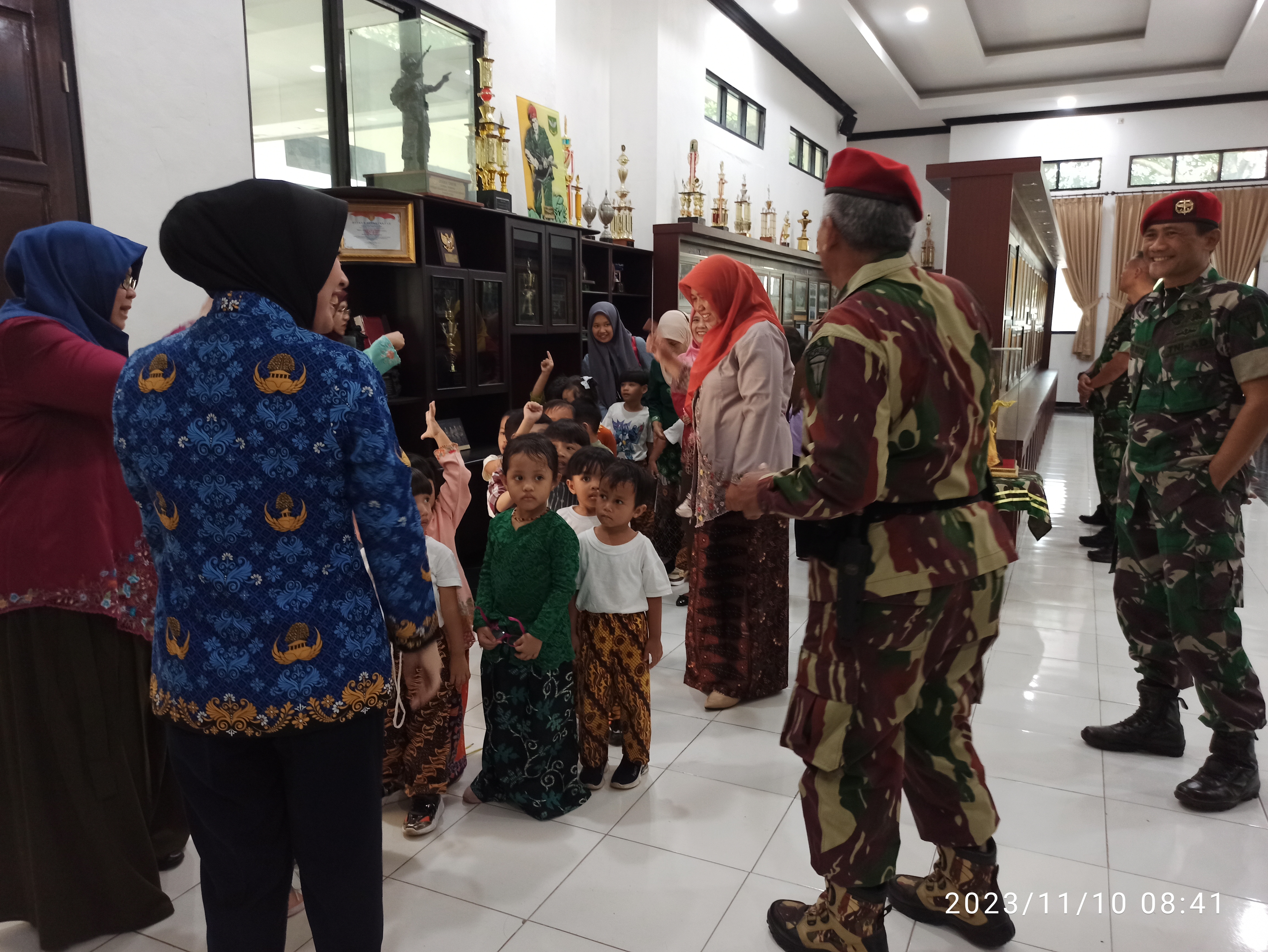 Kunjungan...